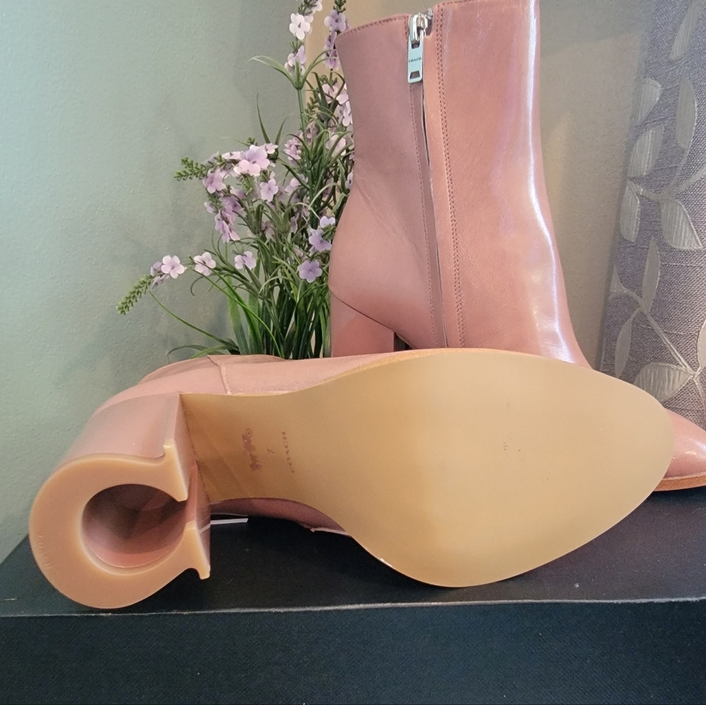 Coach Brielle Bootie in dusty rose - Picture 9 of 13